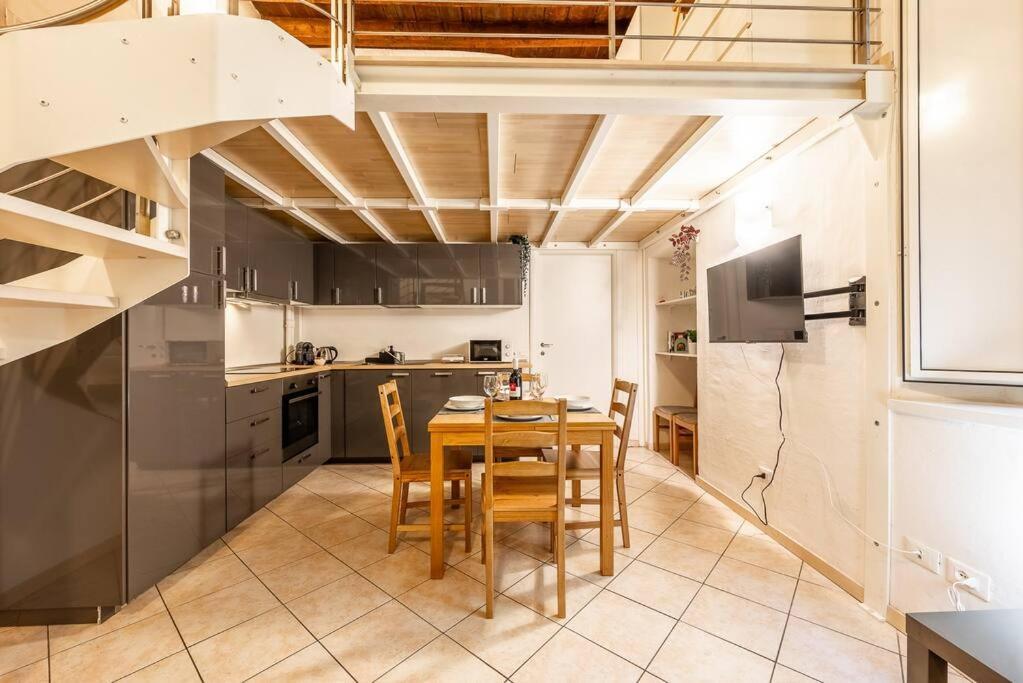 Verdi'S Nest - Loft With Wifi And Netflix มิลาน ภายนอก รูปภาพ