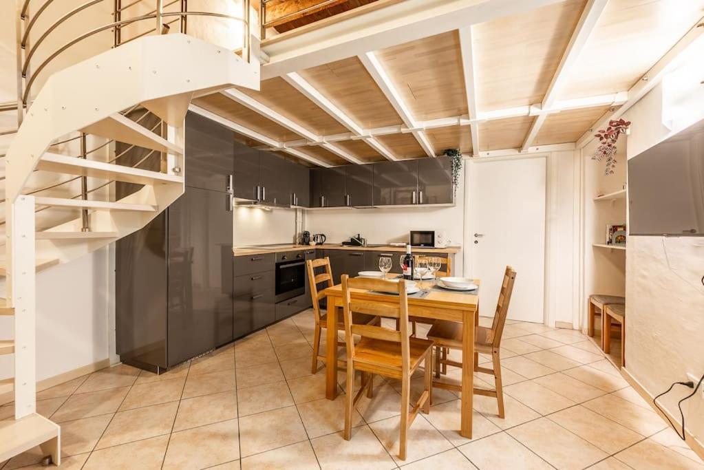 Verdi'S Nest - Loft With Wifi And Netflix มิลาน ภายนอก รูปภาพ