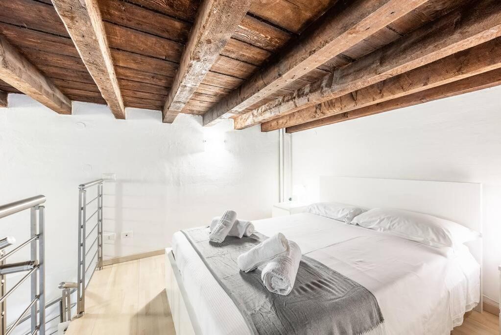 Verdi'S Nest - Loft With Wifi And Netflix มิลาน ภายนอก รูปภาพ